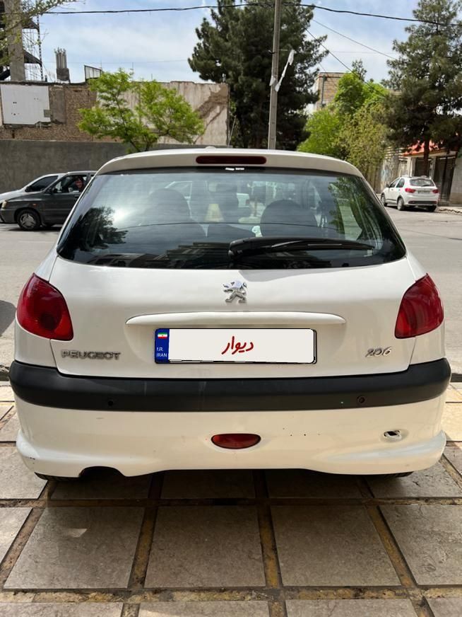 پژو 206 تیپ 2 - 1390