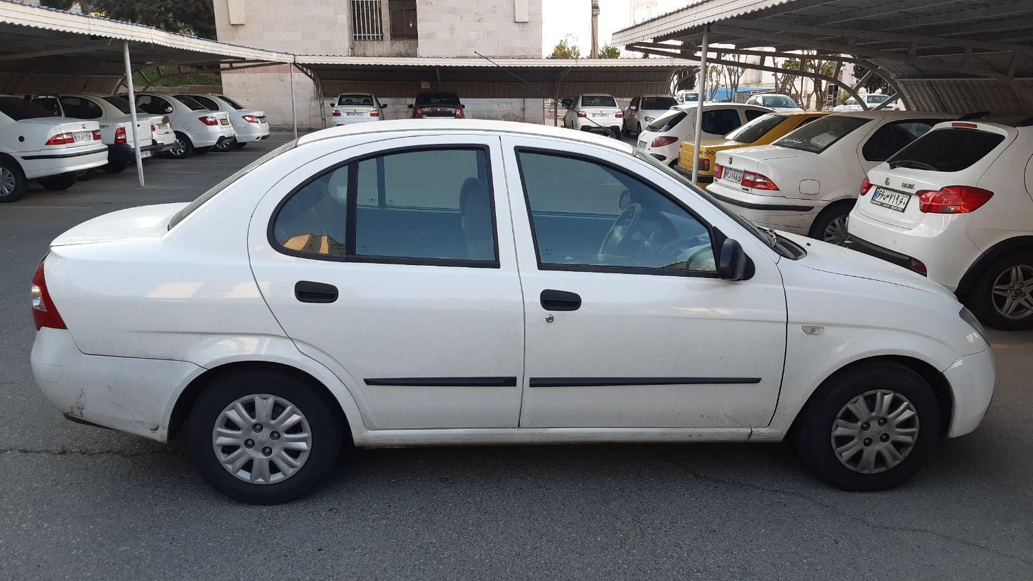 تیبا صندوق دار SX - 1400
