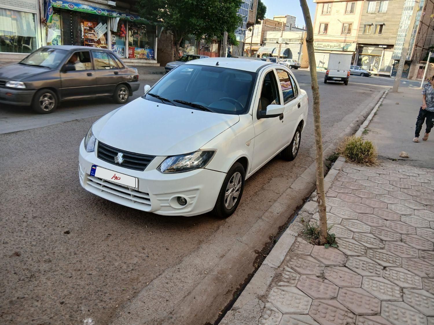 خودرو ساینا، پلاس آگهی ann_18504613