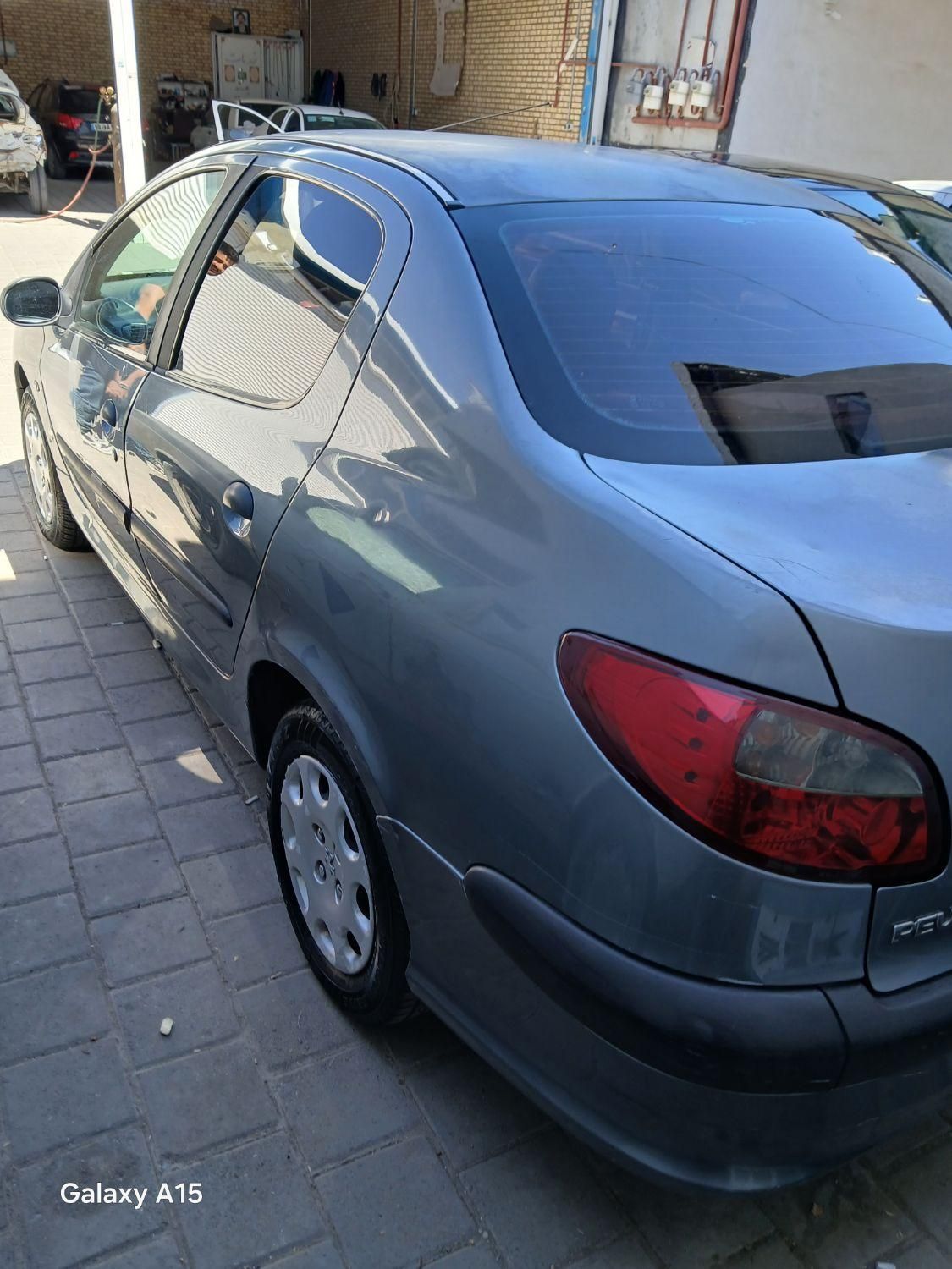پژو ۲۰۶ صندوق دار v8 - 1389