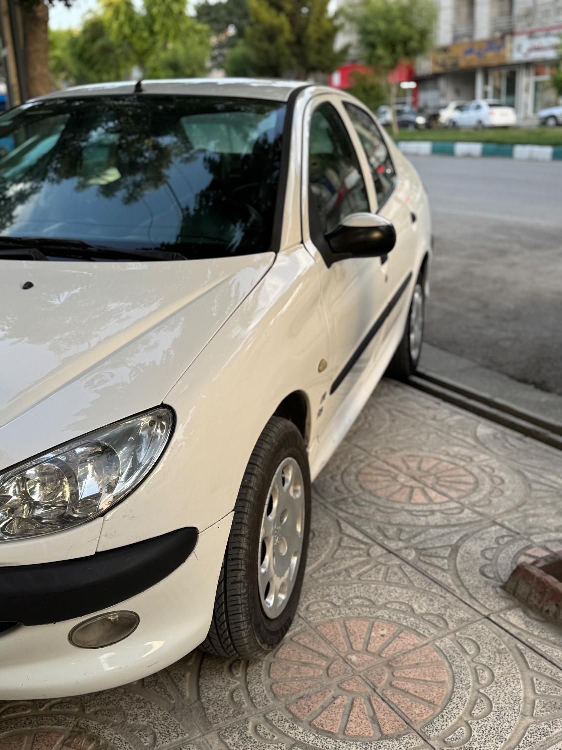 پژو ۲۰۶ صندوق دار v8 - 1393