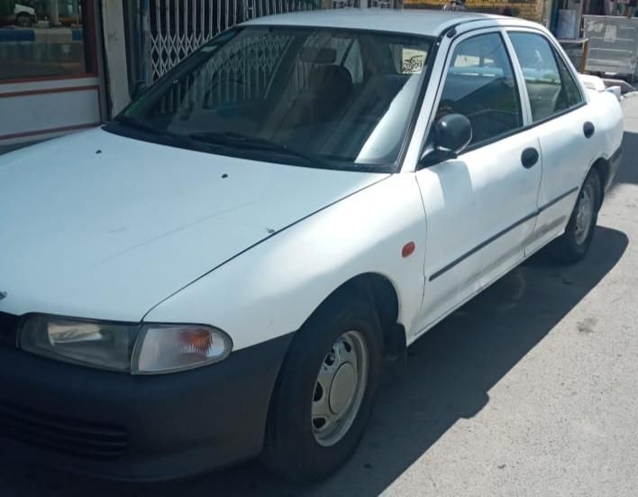 میتسوبیشی لنسر 1.6 لیتر دنده ای - 1993