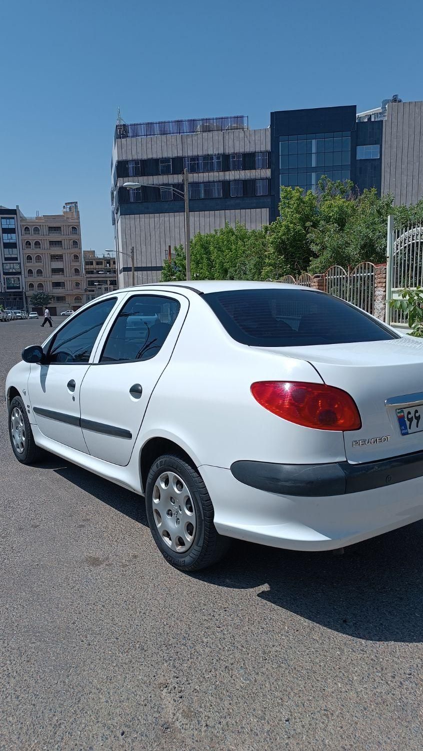 پژو ۲۰۶ صندوق دار v8 - 1396