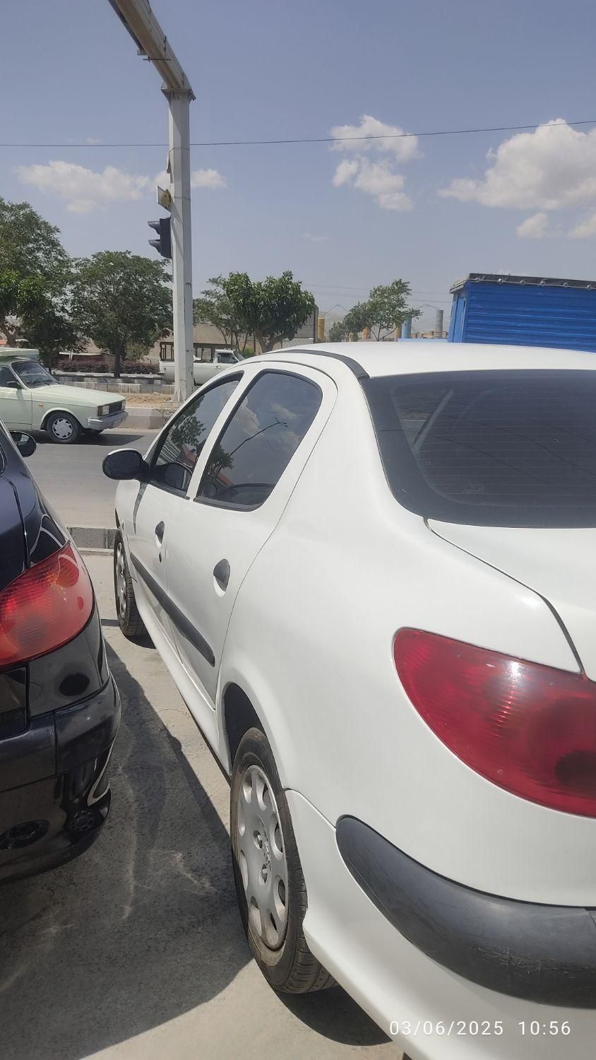 پژو ۲۰۶ صندوق دار v8 - 1399