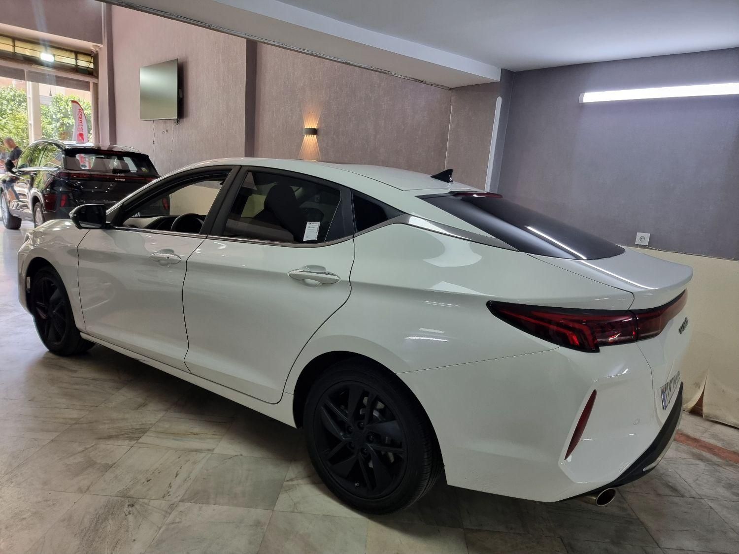 کی ام سی J7 اتوماتیک - 2024