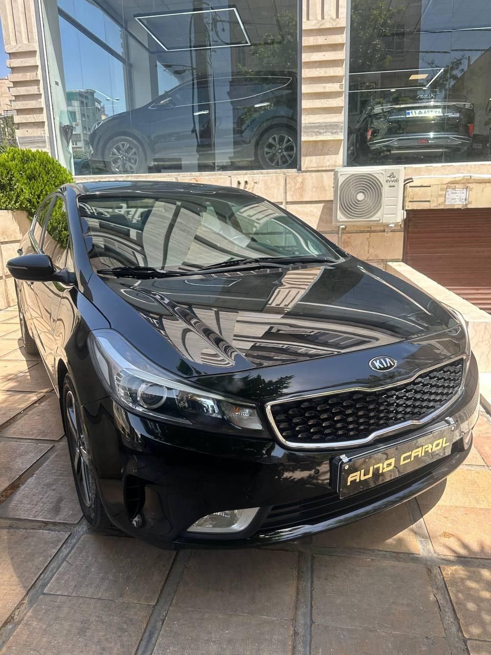 کیا سراتو 2.0 لیتر اتوماتیک GT لاین - 2017