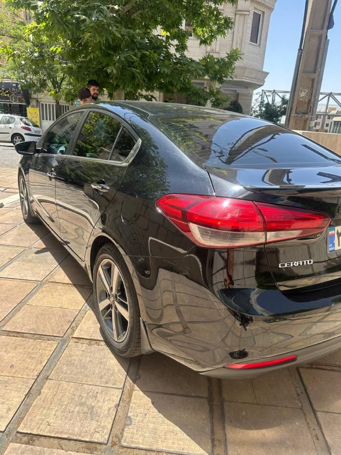کیا سراتو 2.0 لیتر اتوماتیک GT لاین - 2017