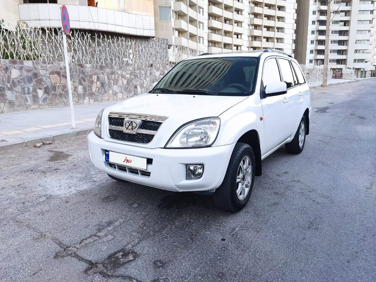 ام وی ام X33 دنده‌ای ساده - 2012