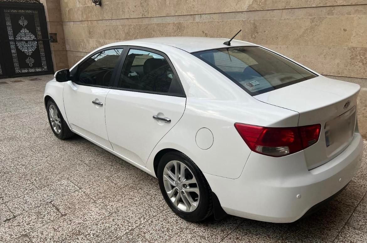 کیا سراتو 2.0 لیتر اتوماتیک GT لاین - 2015