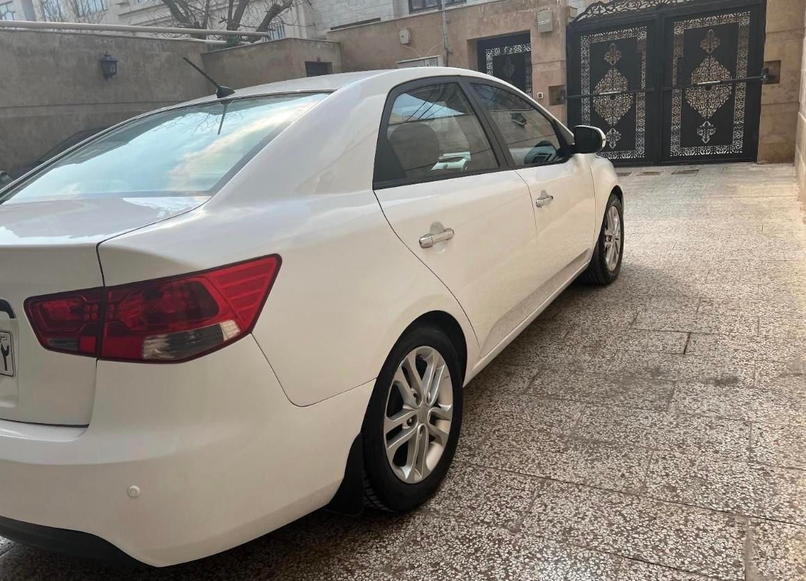 کیا سراتو 2.0 لیتر اتوماتیک GT لاین - 2015