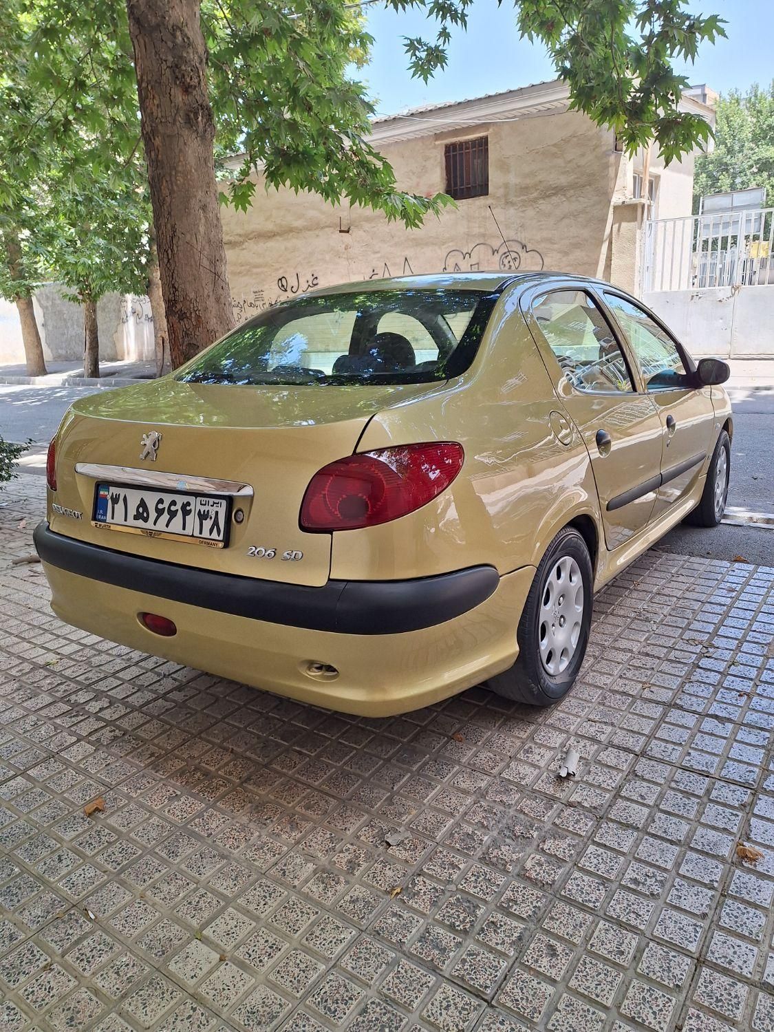 پژو ۲۰۶ صندوق دار v20 - 1386