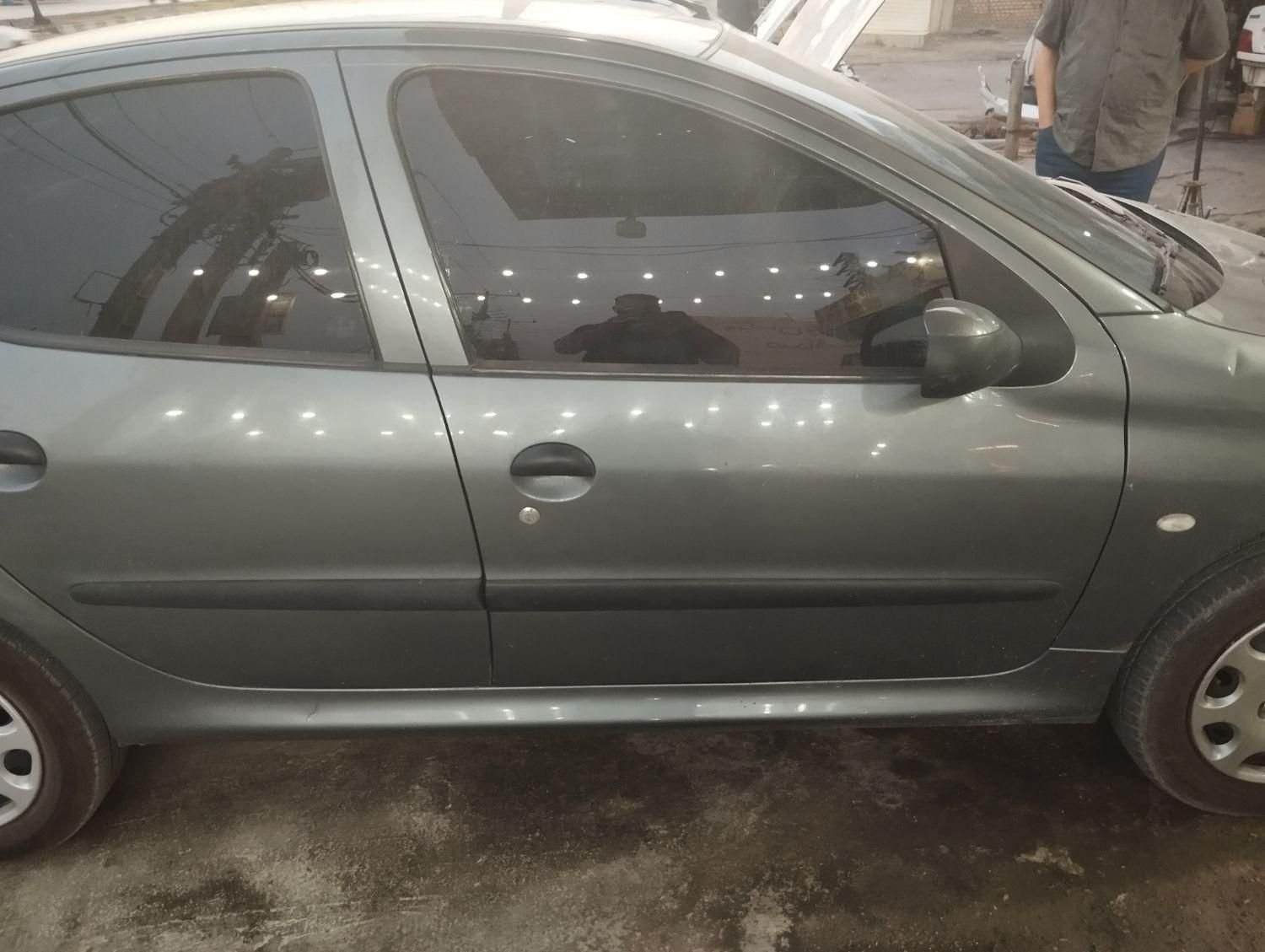 پژو ۲۰۶ صندوق دار v8 - 1396