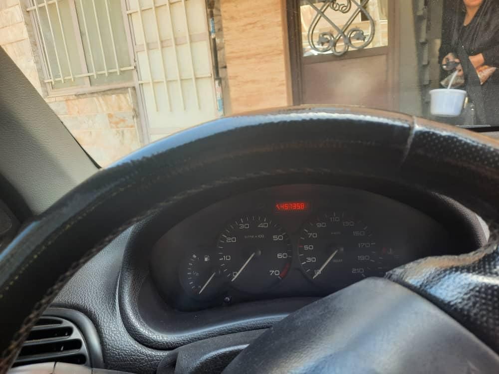 پژو ۲۰۶ صندوق دار v8 - 1385