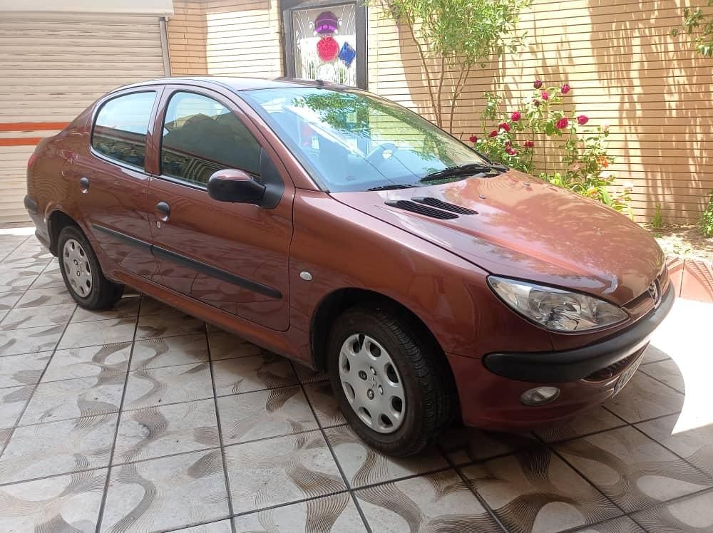 پژو ۲۰۶ صندوق دار v8 - 1394