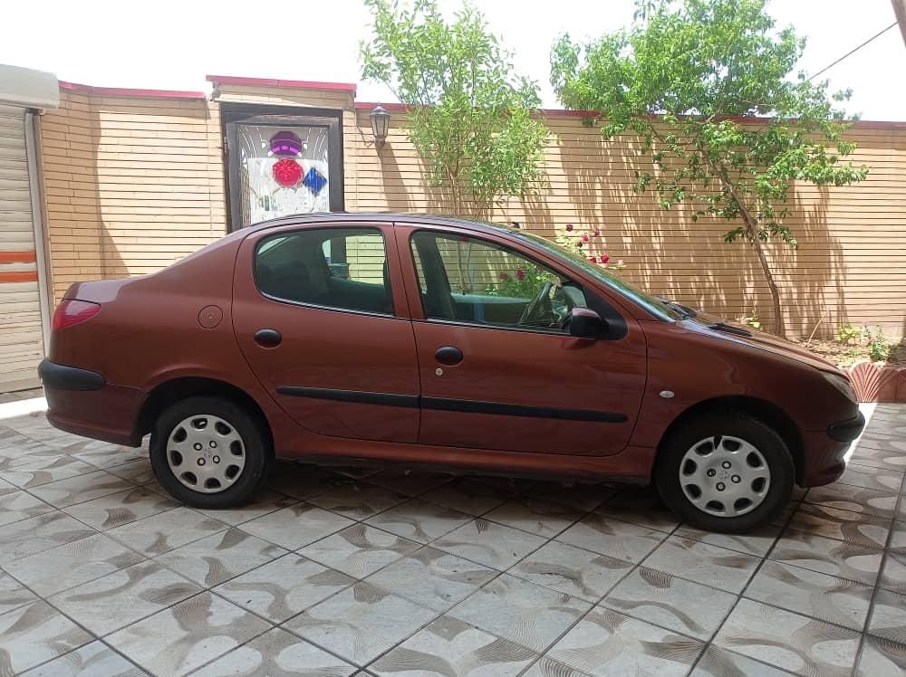 پژو ۲۰۶ صندوق دار v8 - 1394