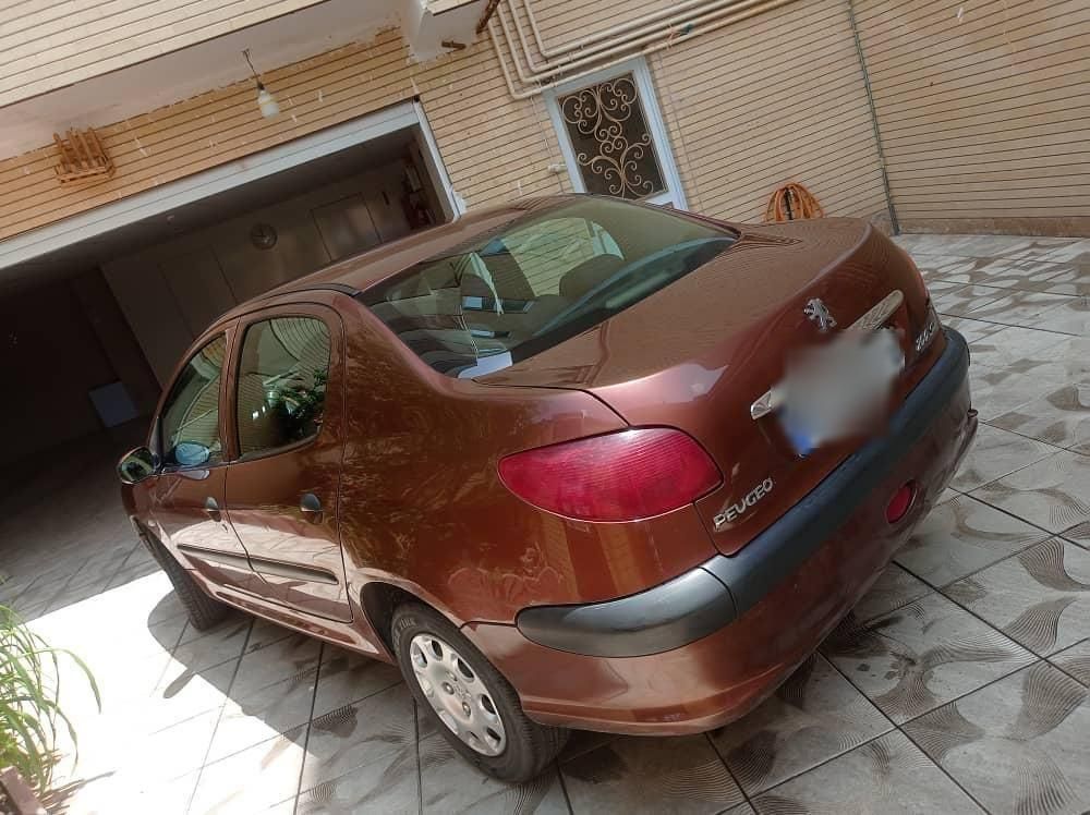 پژو ۲۰۶ صندوق دار v8 - 1394