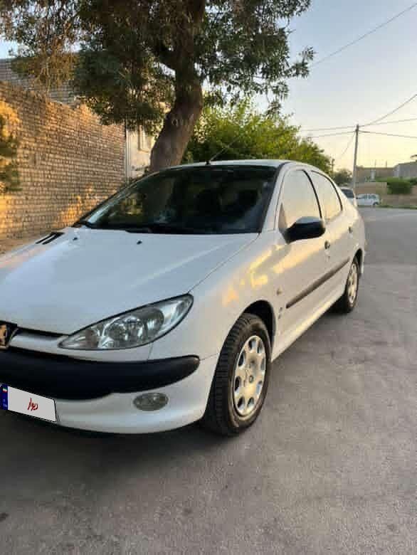 پژو ۲۰۶ صندوق دار v8 - 1393