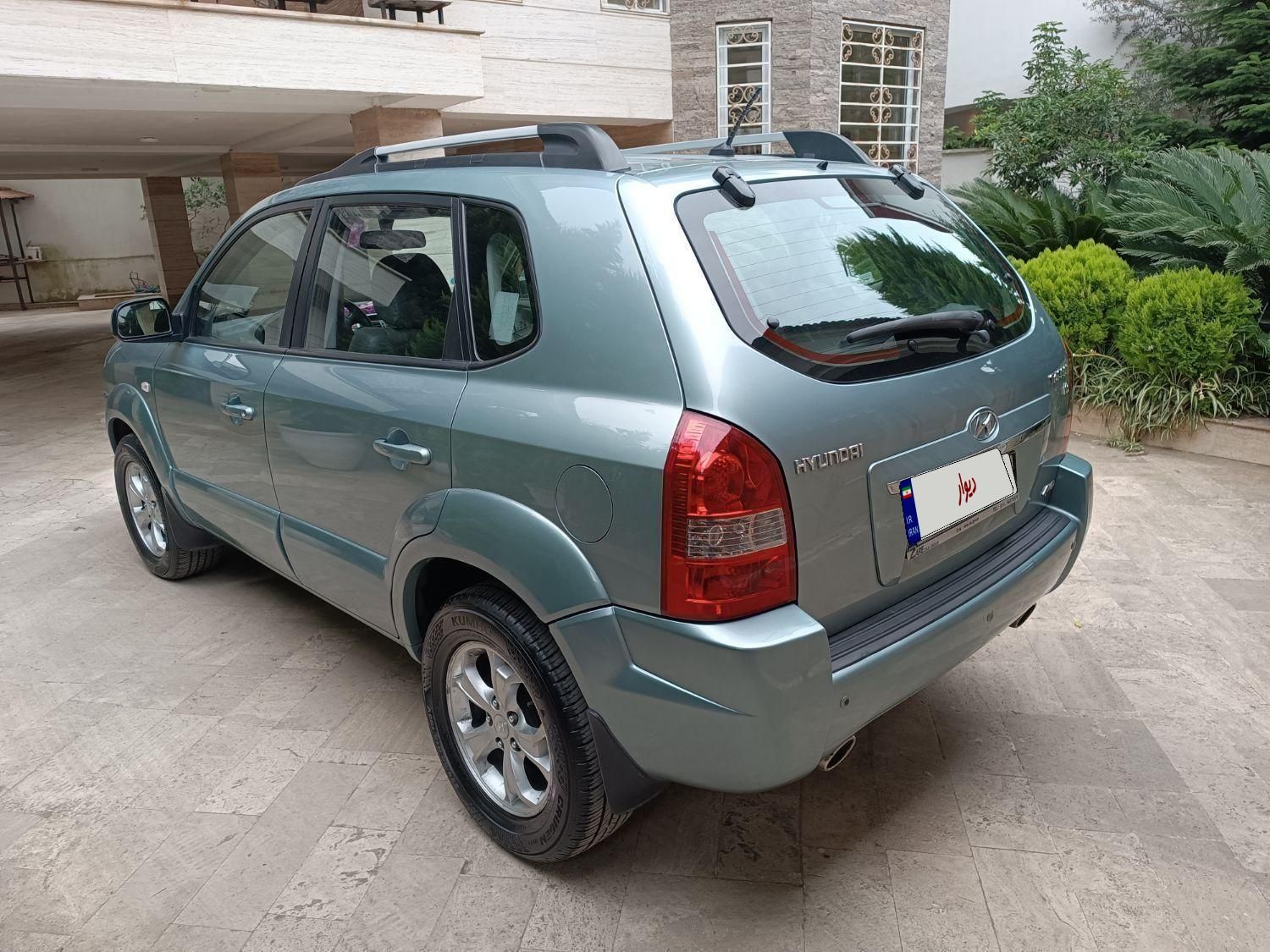 هیوندای توسان 2.7 لیتر - 2010