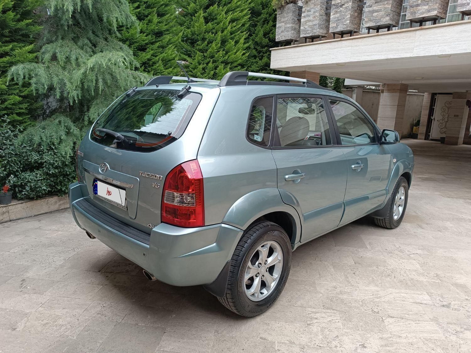 هیوندای توسان 2.7 لیتر - 2010