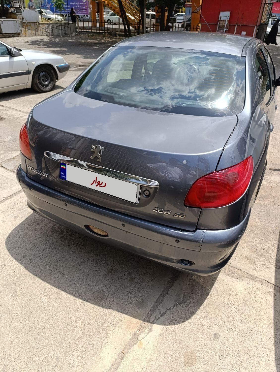 پژو ۲۰۶ صندوق دار v8 - 1390