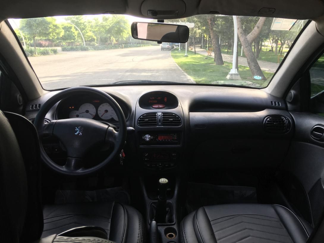 پژو ۲۰۶ صندوق دار v8 - 1393