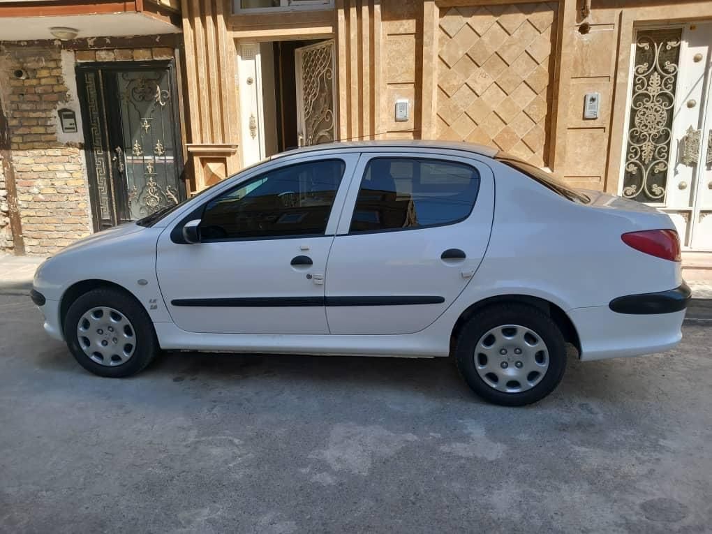خودرو پژو، ۲۰۶ صندوق دار آگهی ann_18509568