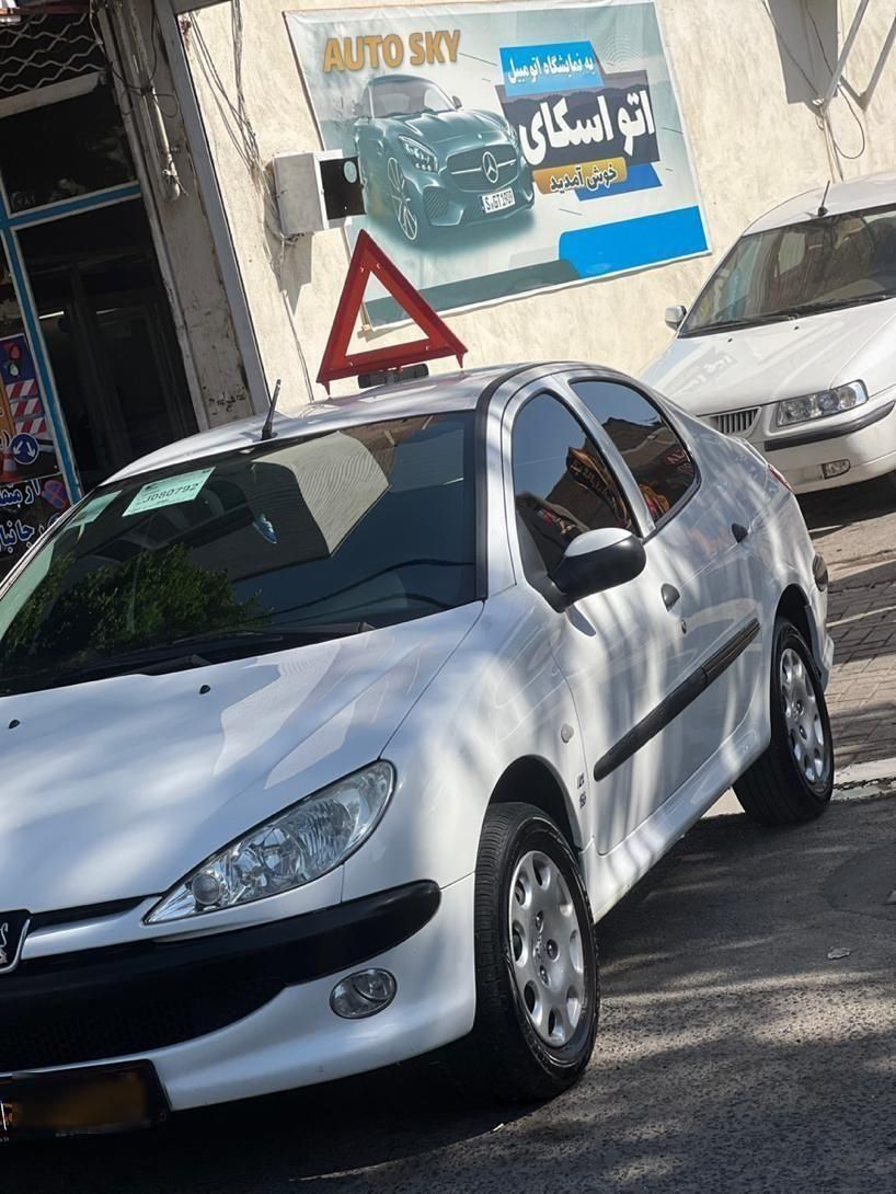 پژو ۲۰۶ صندوق دار v8 - 1399