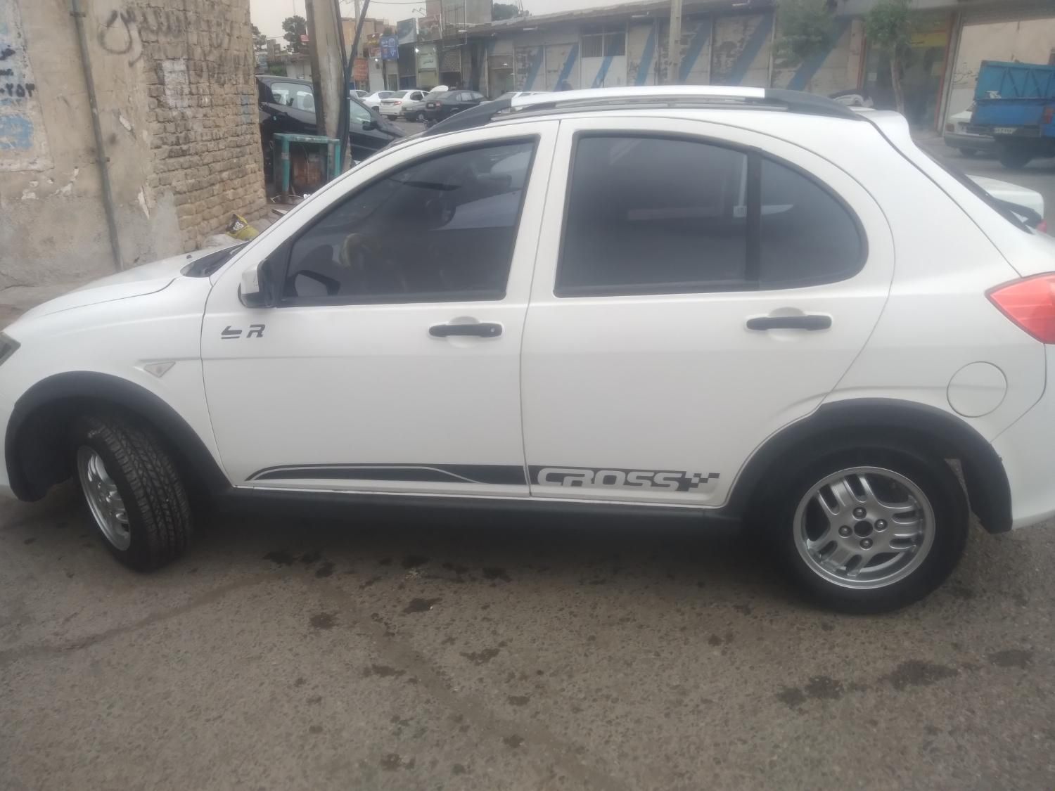 خودرو کوییک، R آگهی ann_18510168