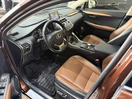 لکسوس NX هیبرید 300H - 2017