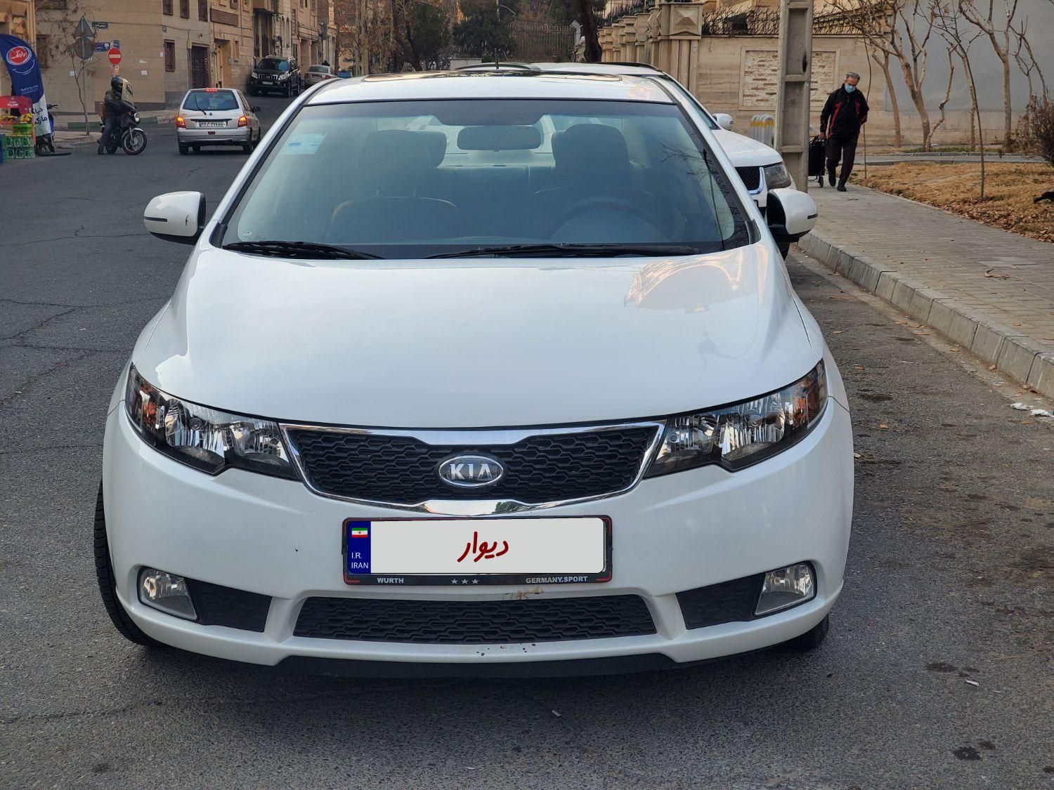 خودرو کیا، سراتو مونتاژ آگهی ann_18511312