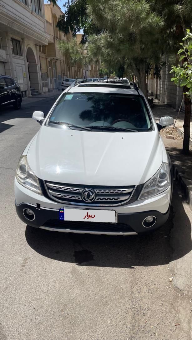 خودرو دانگ فنگ، H30 کراس آگهی ann_18511489