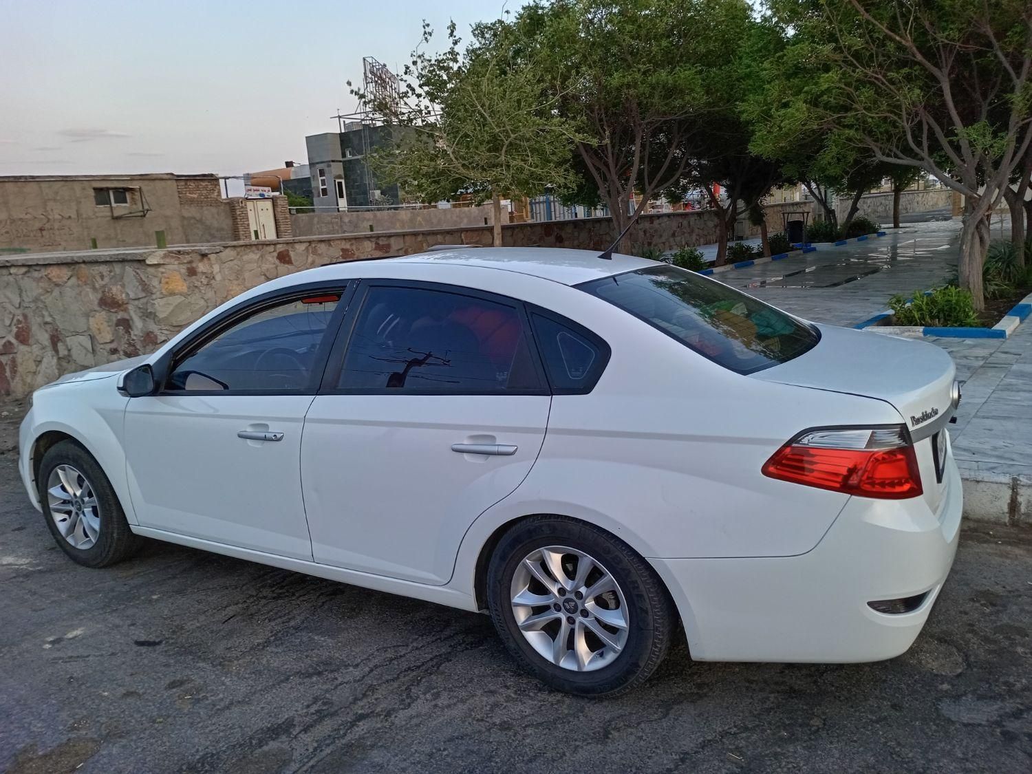 برلیانس H330 اتوماتیک 1500 - 2017
