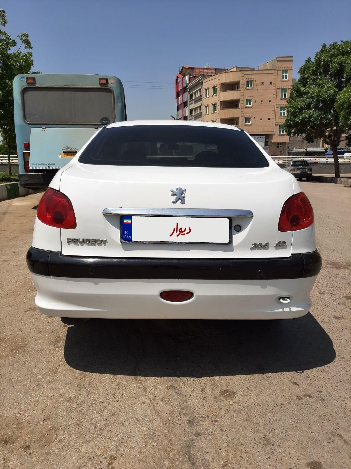 پژو ۲۰۶ صندوق دار v8 - 1395