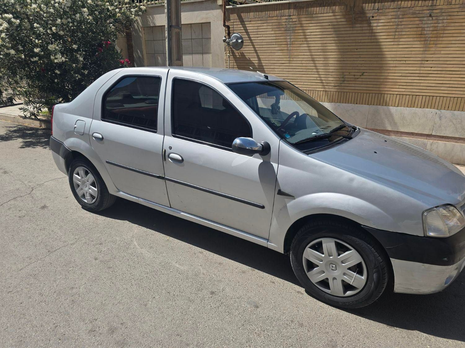 خودرو رنو، تندر 90 آگهی ann_18512041