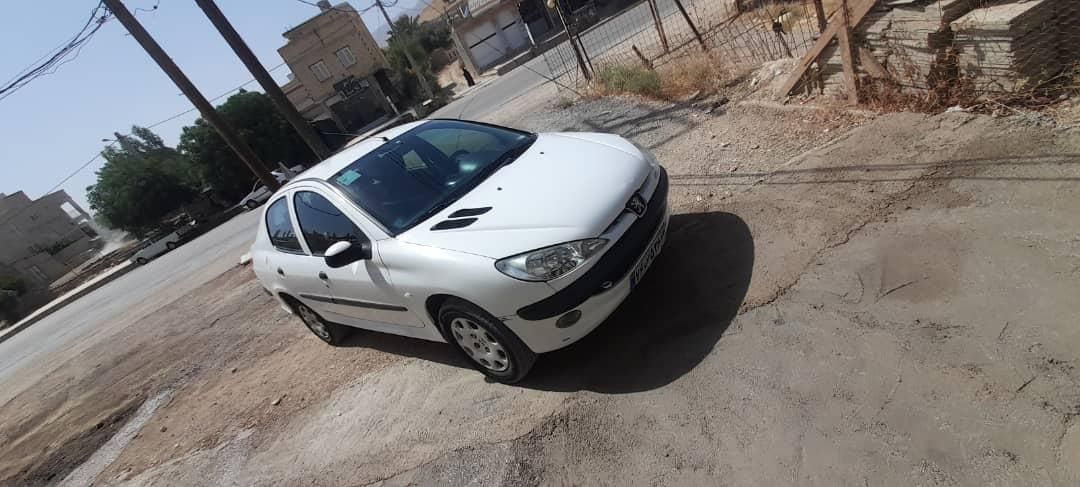 پژو ۲۰۶ صندوق دار v8 - 1396
