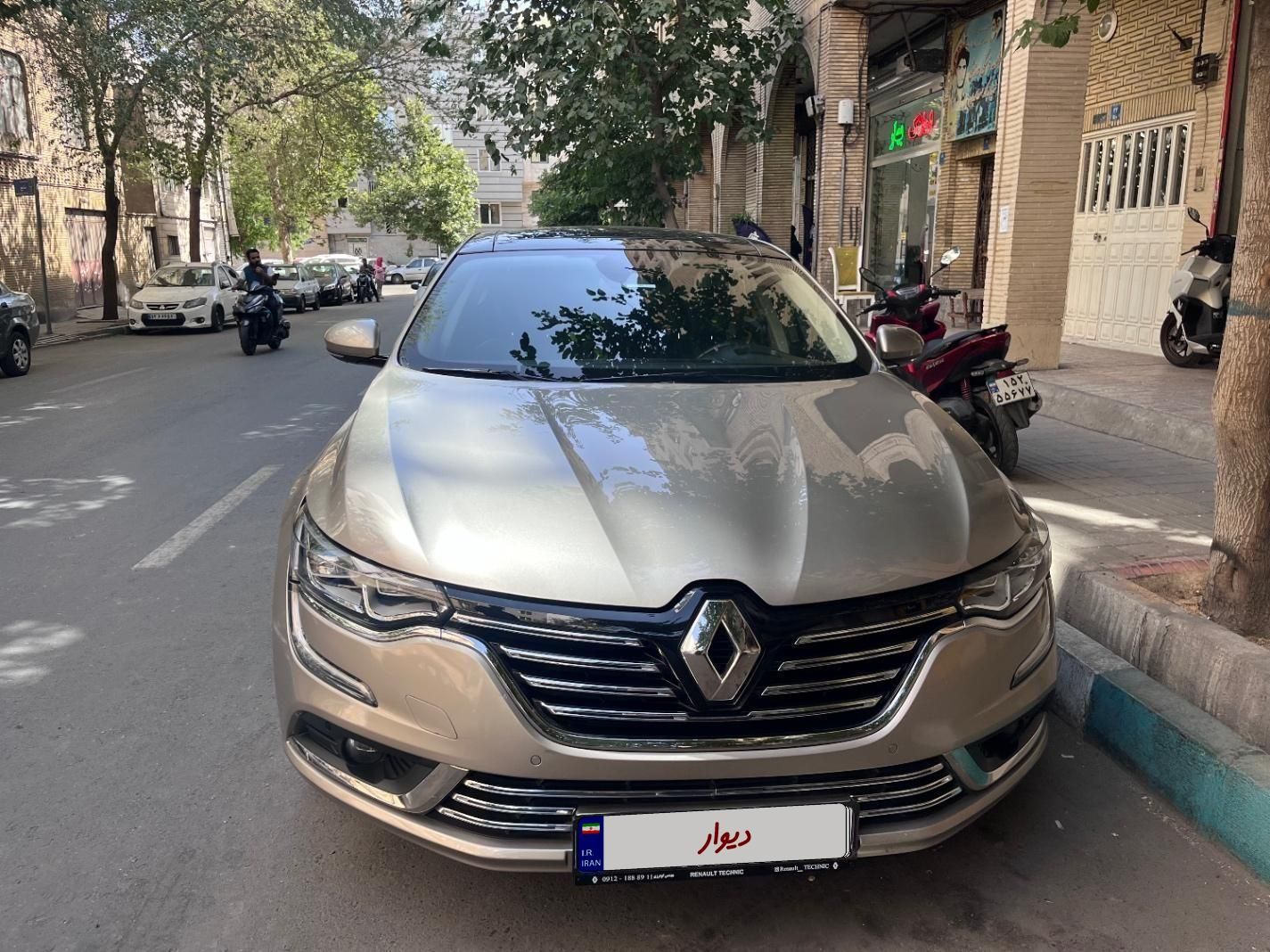 خودرو رنو، تالیسمان آگهی ann_18512262