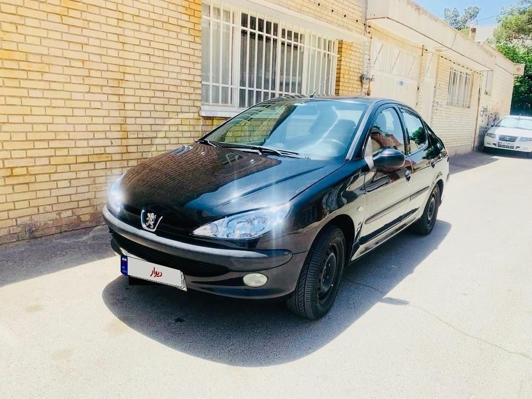 پژو ۲۰۶ صندوق دار v8 - 1395