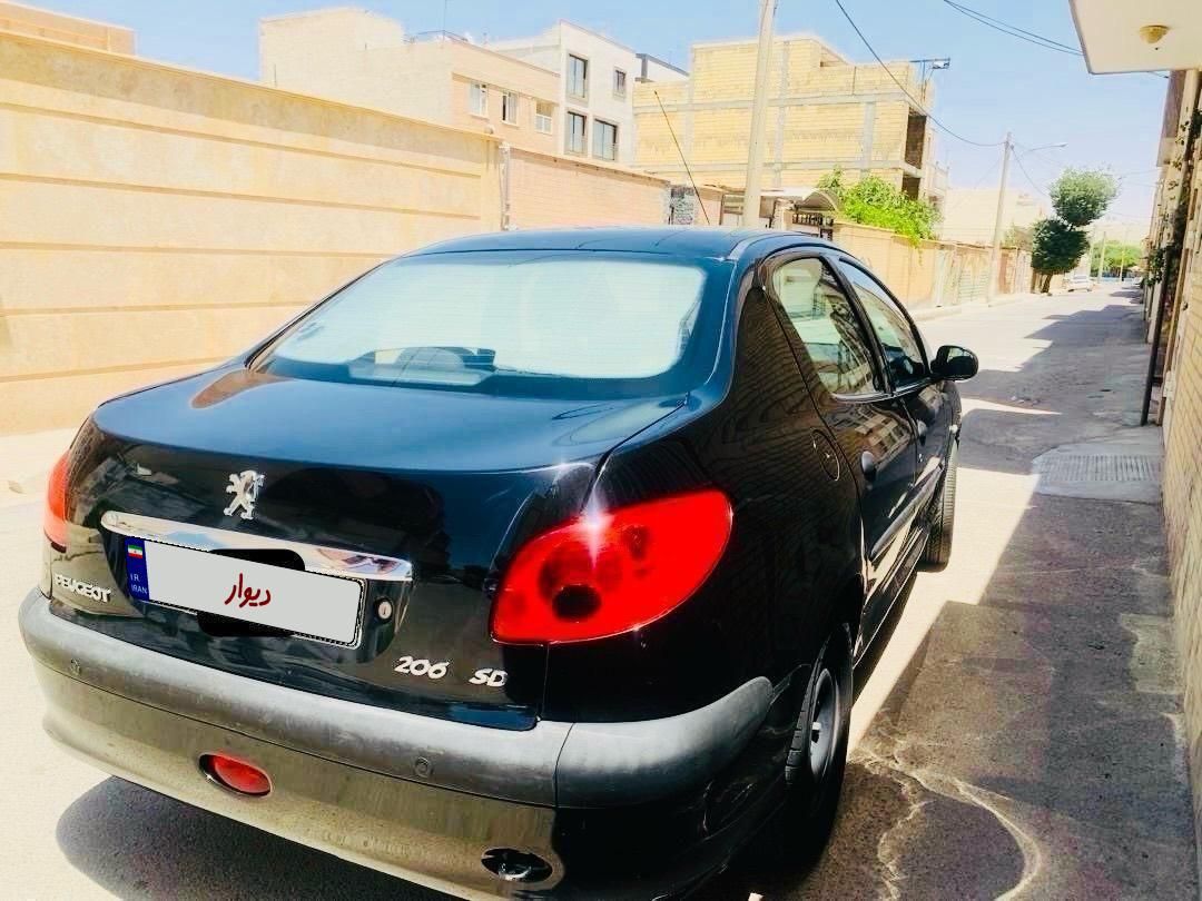 پژو ۲۰۶ صندوق دار v8 - 1395