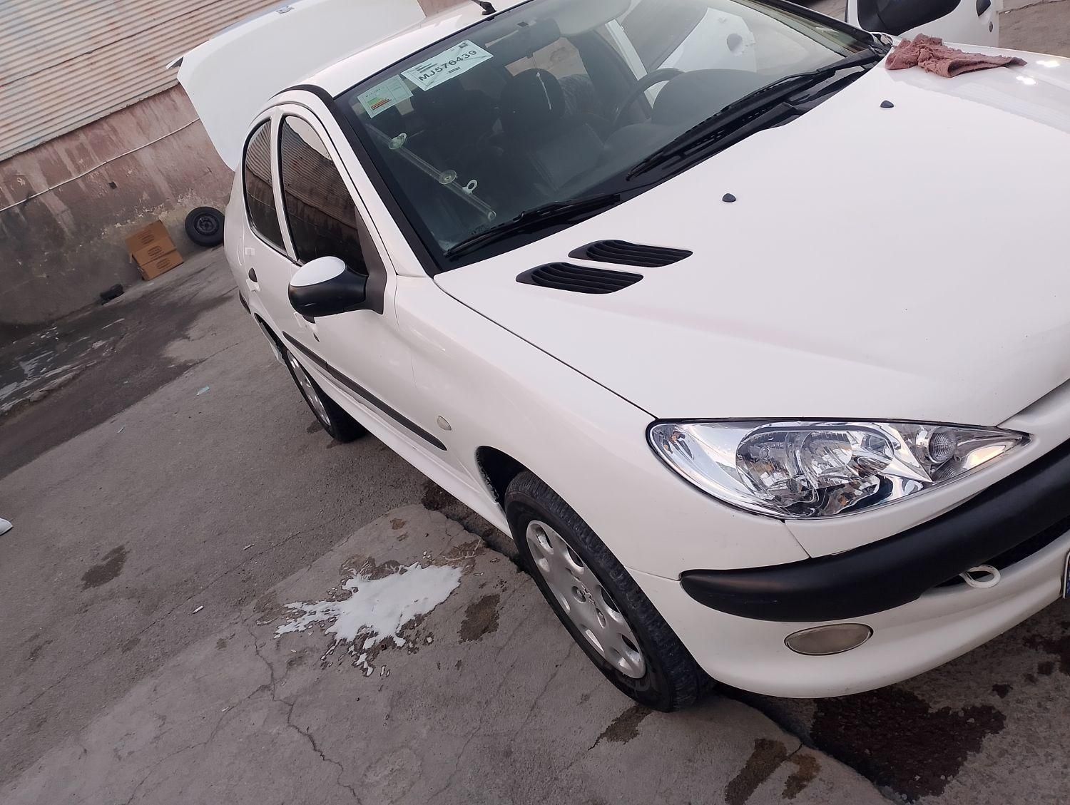 خودرو پژو، ۲۰۶ صندوق دار آگهی ann_18512376
