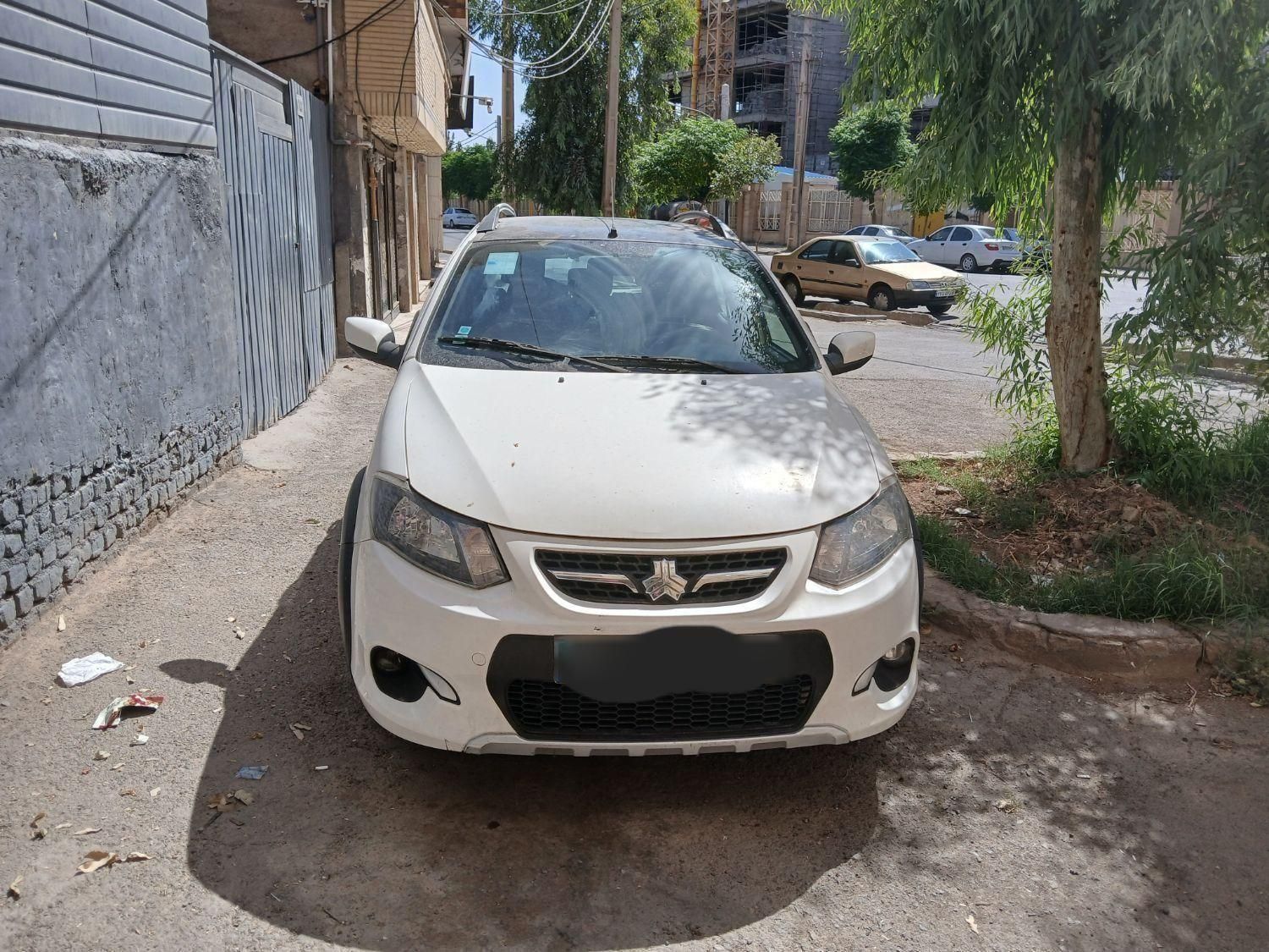 خودرو کوییک، R آگهی ann_18512380