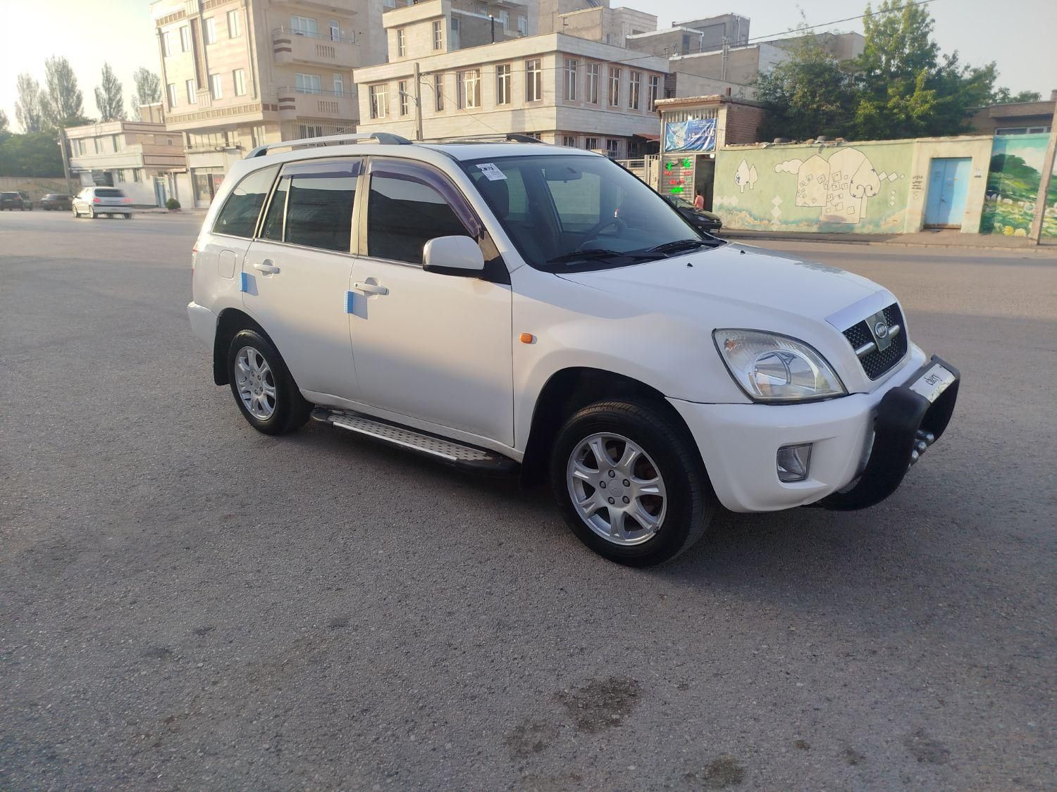ام وی ام X33 دنده‌ای ساده - 2012