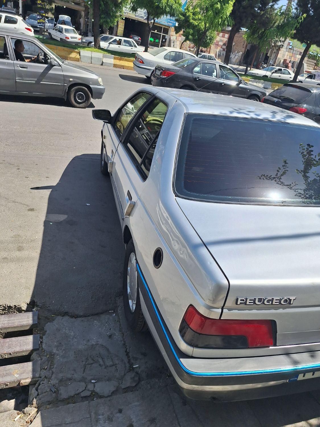 پژو 405 GLX - 1392