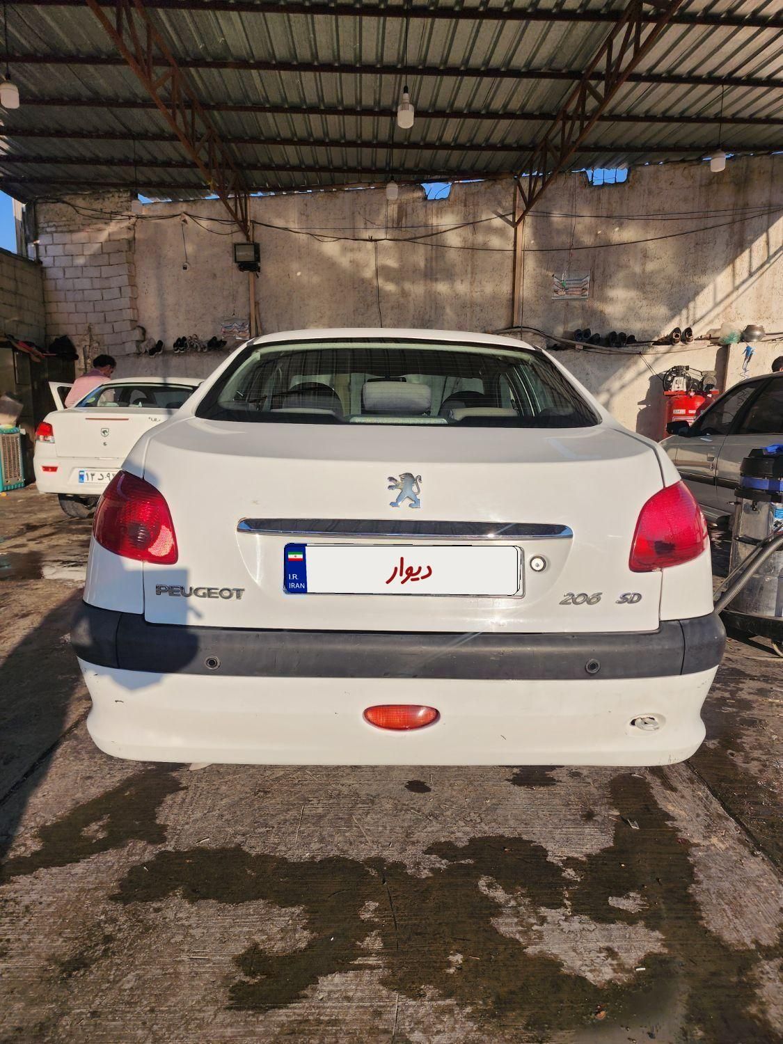 پژو ۲۰۶ صندوق دار v8 - 1395