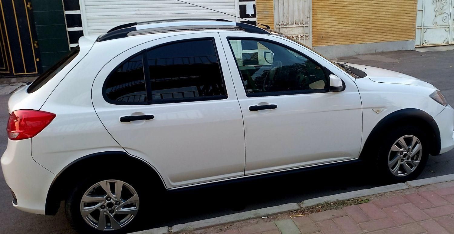 کوییک R دنده‌ای - 1399