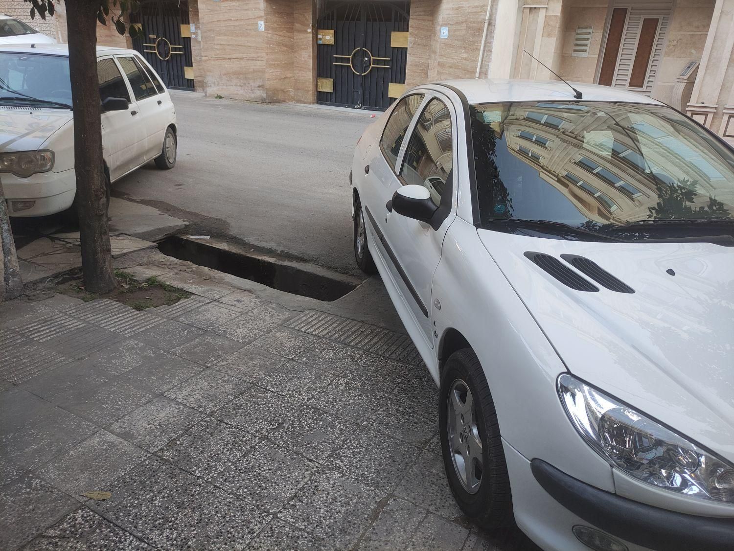 پژو ۲۰۶ صندوق دار v8 - 1390