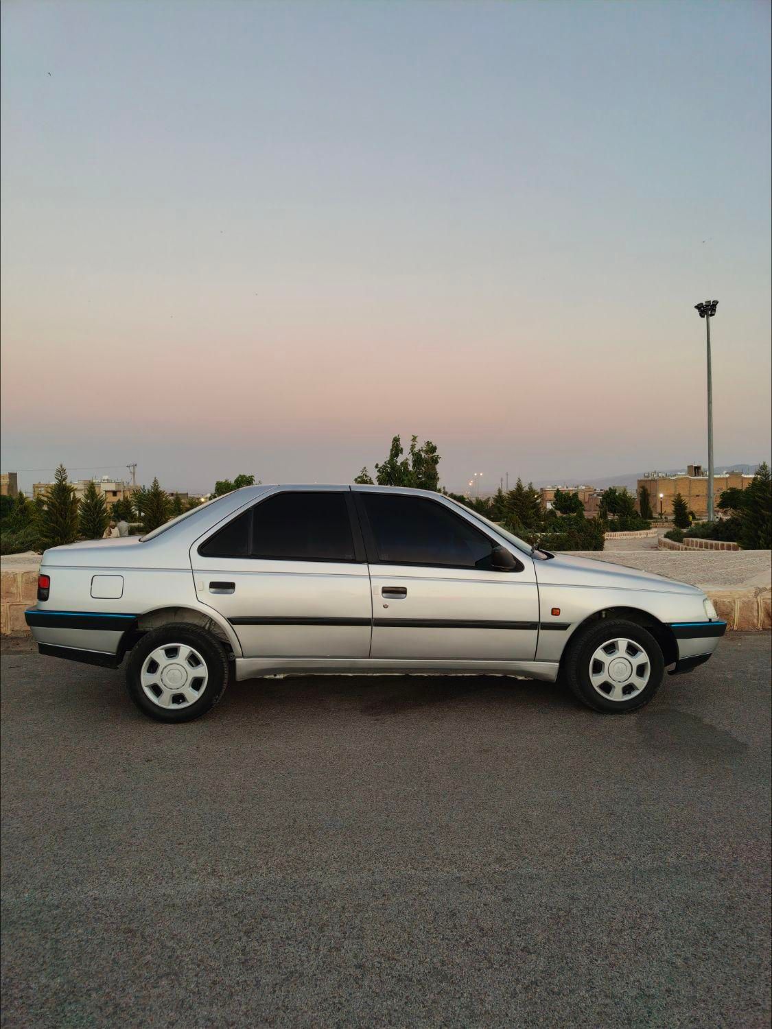 پژو 405 بنزینی GLX - TU5 - 1389