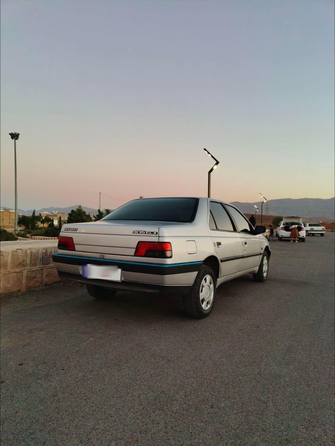 پژو 405 بنزینی GLX - TU5 - 1389