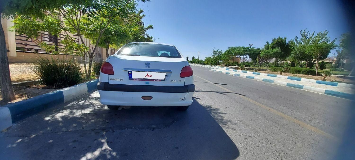 پژو ۲۰۶ صندوق دار v8 - 1392