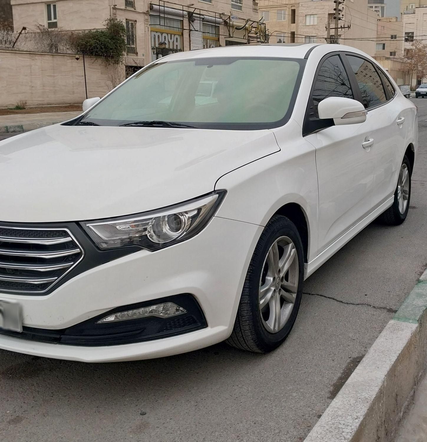 بسترن B30 اتوماتیک - 2020