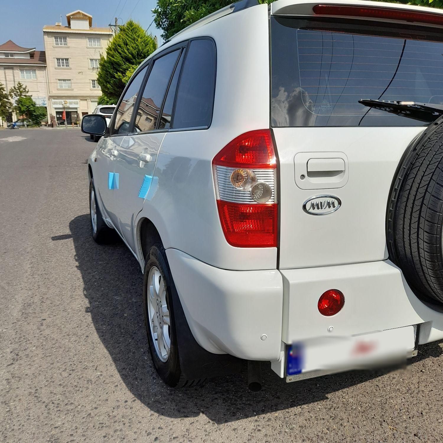 ام وی ام X33 دنده‌ای ساده - 2014